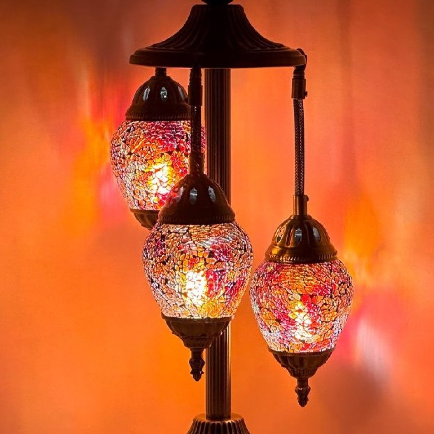 Cosmic Red Hues Egg mosaic glass table lamp — close-up of the hand-cut mosaic glass
