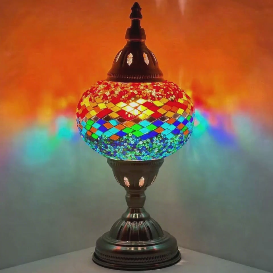 360-degree view of the Fusion of Warm and Cool mosaic glass table lamp
