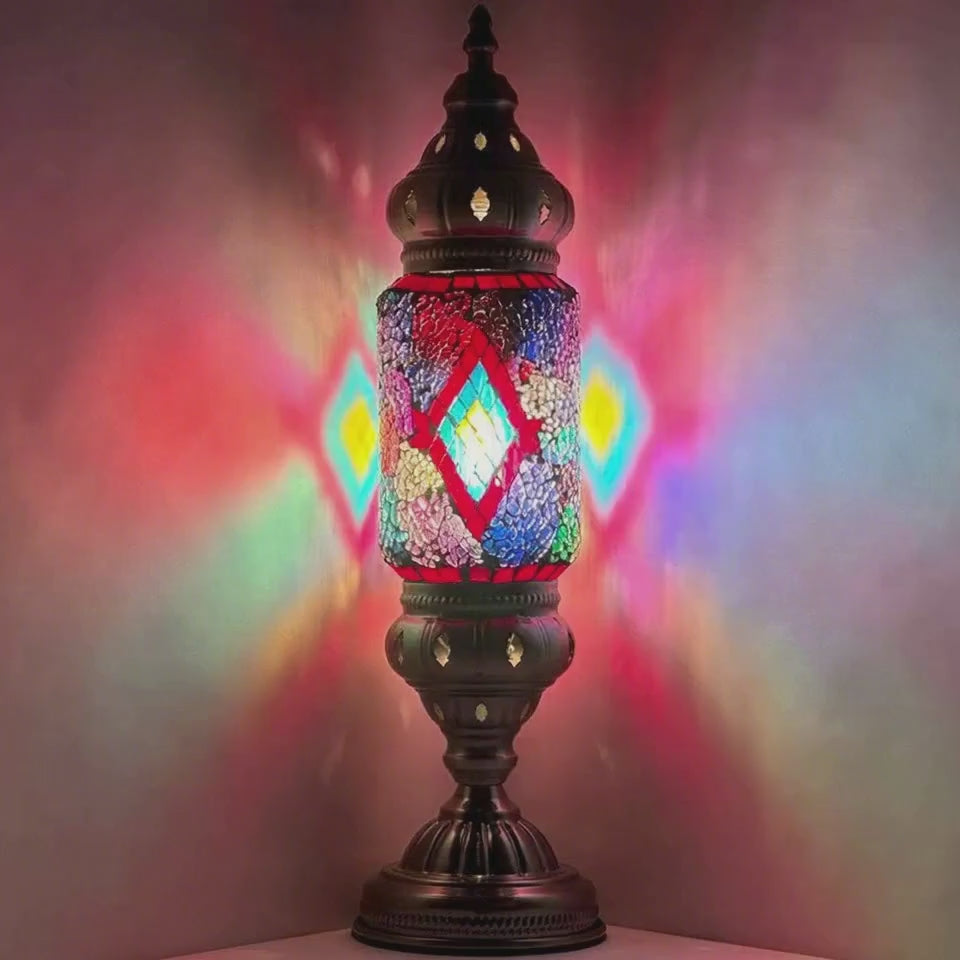 360-degree view of the Kaleidoscope Vision mosaic glass table lamp