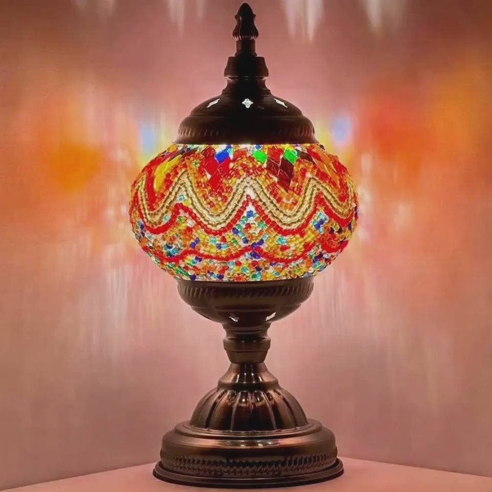360-degree view of the Fiery Echoes mosaic glass table lamp