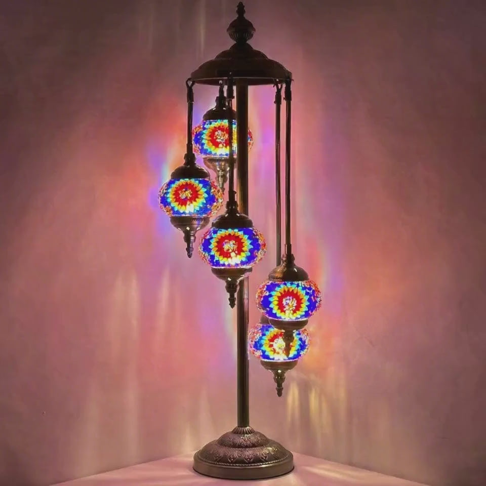 360-degree view of the Sunflower Symphony mosaic glass table lamp