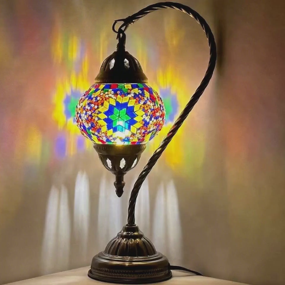 360-degree view of the Sunbeam Glow mosaic glass table lamp