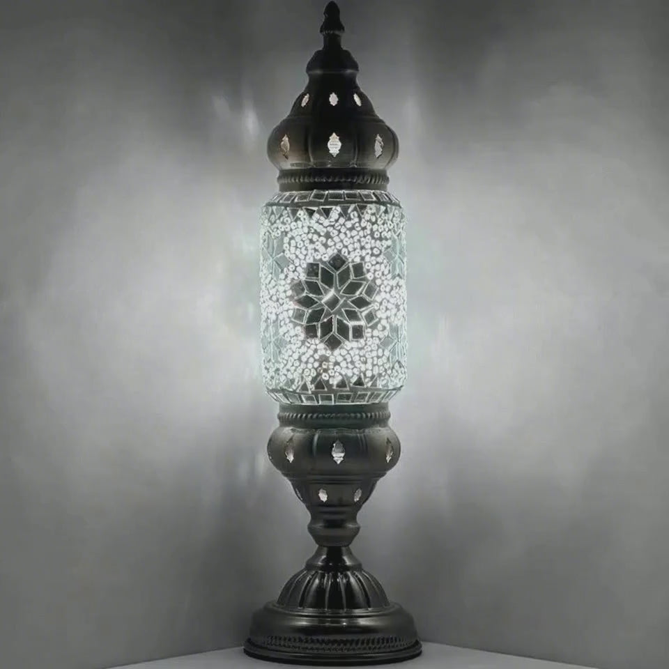 360-degree view of the Ivory Elegance mosaic glass table lamp