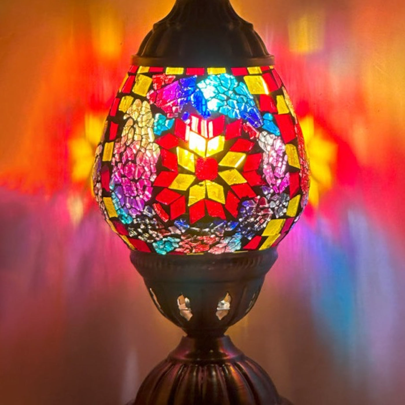 Sunset Tiffany Table Lamps with Mosaic Glasses mosaic glass table lamp — close-up of the hand-cut mosaic glass
