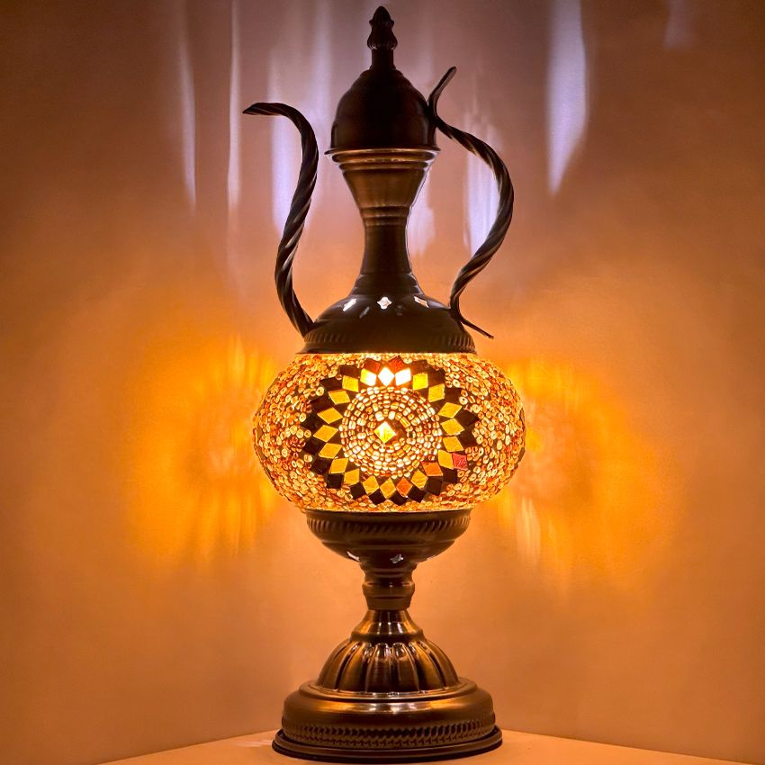 a lamp that is sitting on a table